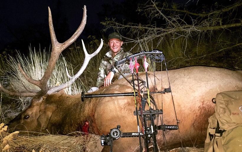 Zach henderson with his 2015 archery bull elk from oregon_0