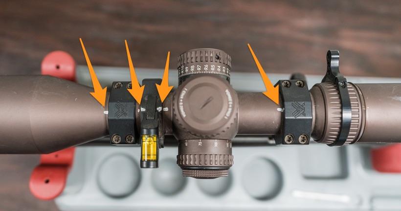 Reference marks on riflescope 2